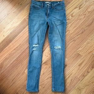 Levi’s 311 Shaping Skinny Jeans